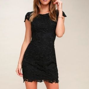 romance language backless lace dress